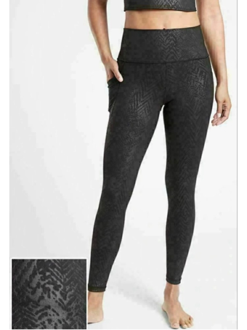 Women's Athleta Salutation Stash Pocket II 7/8 Tight M Black Embossed